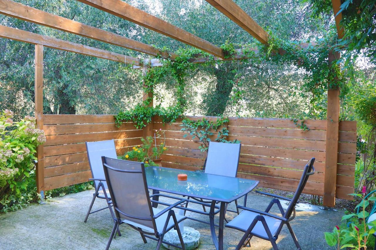 Villa Kiki Agios Spyridon  Ngoại thất bức ảnh